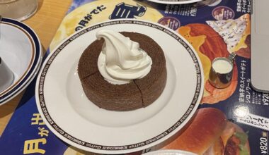 Japanese-styled Baumkuchen with ice cream