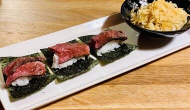 Beef nigiri