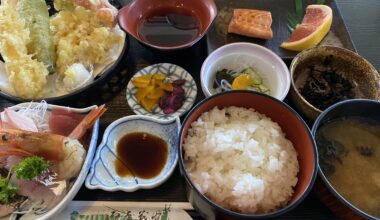 BANYA, Japanese Seafood set meal.