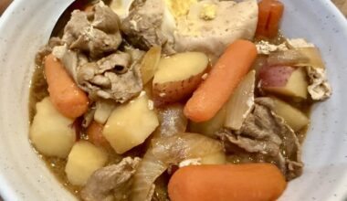 Made my family recipe for 肉じゃが nikujaga again last night