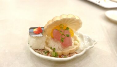 Monaka sushi from a hotel buffet!