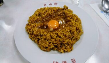 This curry is a specialty of Jiyuken in Namba, Osaka