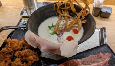 Chicken white broth ramen