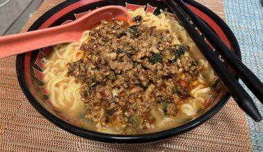 Lu Rou Fan topped Nissin Raoh Miso