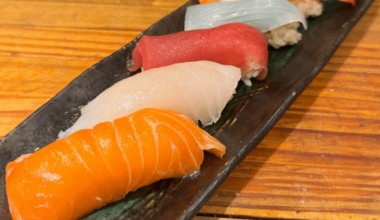 I found a great izakaya in Osaka that serves excellent sushi and tempura (too bad I forgot to take a picture of it, the picture is the official one from the restaurant).