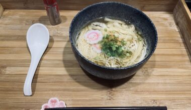 I ❤️ nyumen for lunch on a cold, rainy winter day