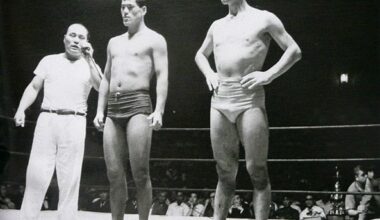 Inoki debuted barefoot and Giant Baba debuted in low top dress shoes with no socks ??