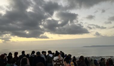 Wall of clouds at Nagagusuko castle