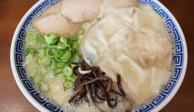 Tonkotsu wonton ramen