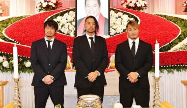 Shibata has said that it's "essential" Tanahashi faces Nakamura during his retirement road. He also said there could be nothing more dramatic than the New Three Musketeers being reunited in the ring, and that maybe Tanahashi can make it happen with his influence.