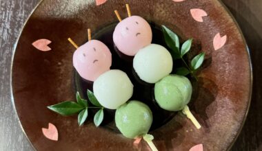 Yomogi's Special Bunny Dango - Hunters Bar, Akihabara