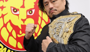 Agree or disagree, I do not care I personally think for the first time in this belts legacy it finally looks good on someone.