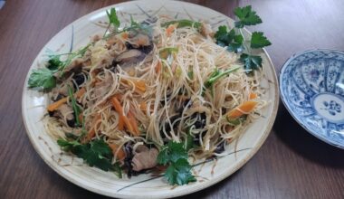 Yaki bīfun (fried rice noodles) , thingy of Izakaya dish