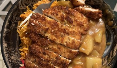 i made chicken katsu with golden curry 🤤