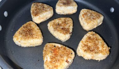 Some yaki salmon onigiri I made