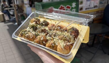 sometimes the best food you have is takoyaki made by some grandpa who’s been doing it for half a century and spins the hot plate like a dj. anyway…