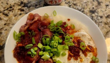 Dressed-up rice porridge is the ultimate breakfast!