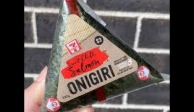 How to make Seven Eleven style Onigiri using a tuna can