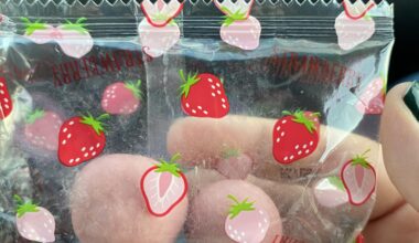 What kind of candy/snack is this?