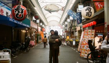 Love in Kuromon Ichiba Market. shot on a Canon P