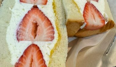 Strawberry Sando, simple but delicious