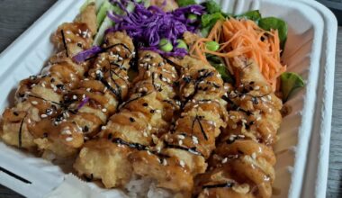 Tempura rice bowl for dinner