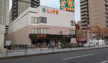 Any recommendation for good supermarkets?