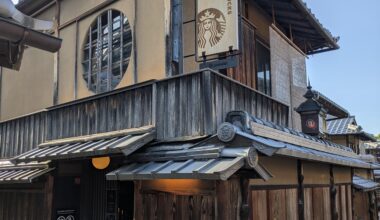Starbucks near Kiyomizu-dera Temple in 🇯🇵Kyoto.