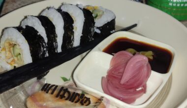 Itadakimasu! nothing like binging with Rushed Maki rolls at night