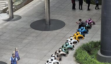 Another view of that "weird" bench in Tokyo