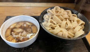 “Musashino Udon” The noodles are thick and flat, with a great chewy texture.
