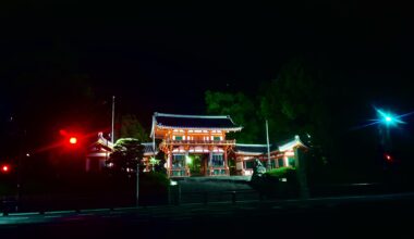 Midnight Yasaka Shrine