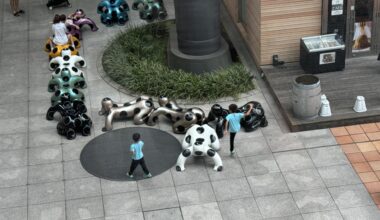 Yet another human centipede bench pic.