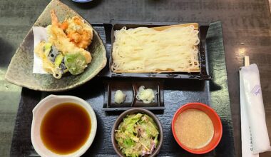 Tempura and zaru inaniwa udon