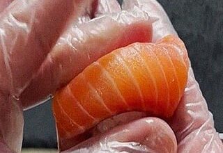 Tried making salmon nigiri. Not bad right?