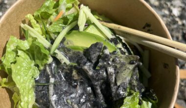Any ideas what this salad dressing is?