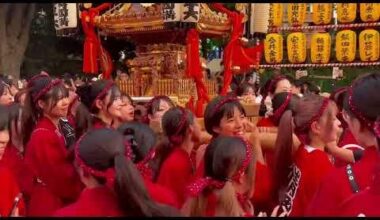 I filmed a walking tour of Mitama Matsuri 2025 at Yasukuni Shrine – the lanterns at night were magical 🌕