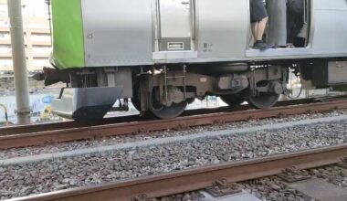 Someones smartphone caught fire and the Yamanote/Chuo/Sobu line has stopped