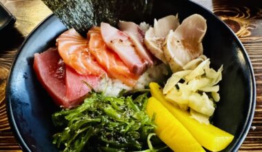 Chirashi donburi  and uni :)