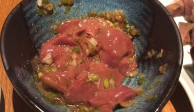 Raw chicken livers