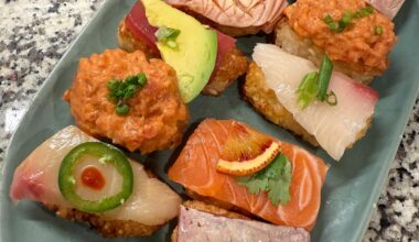 Crispy rice assortment