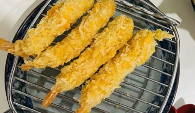 Homemade Ebi Tempura, still working on my batter game. Any tips to make it even crispier?