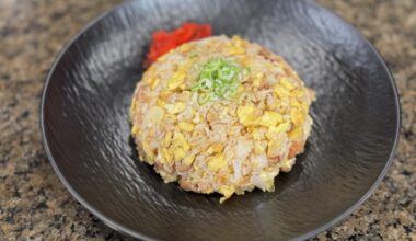 Yakimeshi (焼飯, Japanese Fried Rice）- Simple Recipe