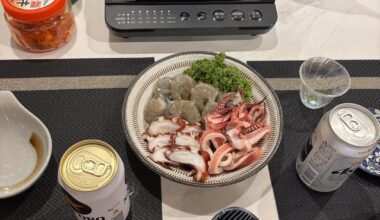Made seafood curry hot pot with packaged tsuyu because this brand makes fire products and not at all because I was too lazy to create my own