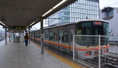 Trains along a trip from Himeji to Hiroshima, by local trains (via the little used Kishin and Geibi lines)
