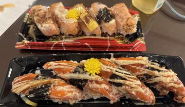 24RMB(=$3.34) supermarket sushi in Shanghai