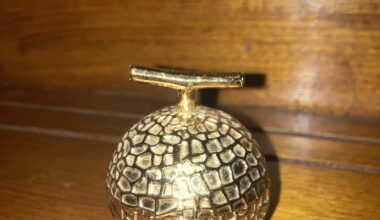 Anyone knowledgeable in vintage Japanese music boxes?