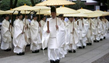 What's your thoughts on Yasukuni and this article.