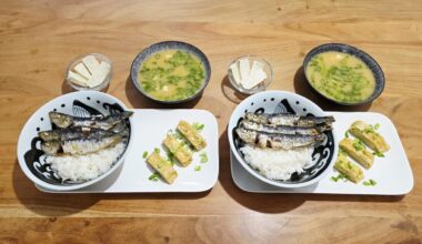 Sardine on rice, tamagoyaki & miso soup