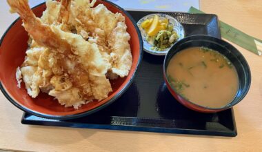 1350 yen Ebitendon at Toyotsune in Beppu, Oita